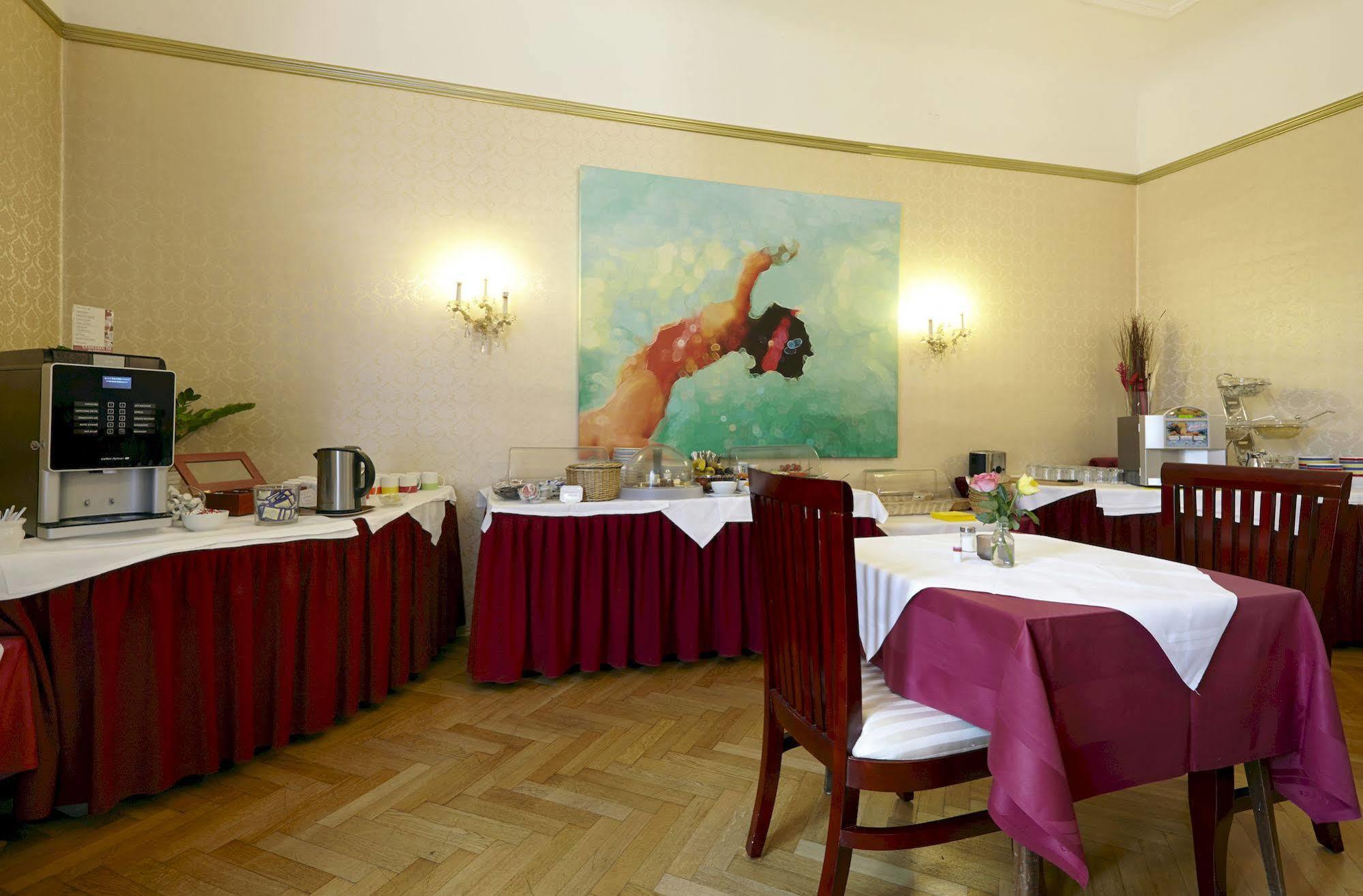 Hotel Pension Museum Viena Exterior foto